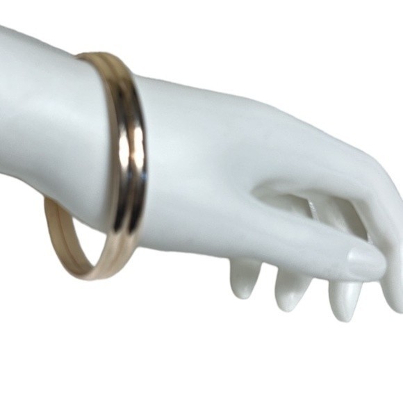 Vintage Bangle Bracelets Rose Gold Plated Non tarnish Set of 2 - Picture 10 of 11